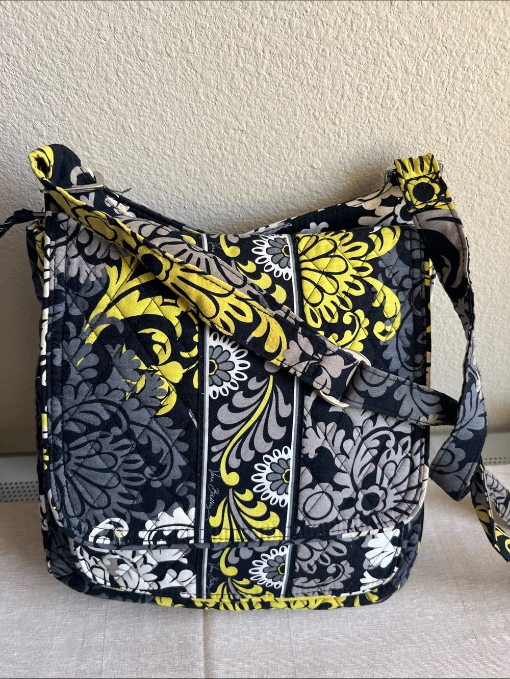Vera Bradley Mailbag crossbody, Baroque pattern